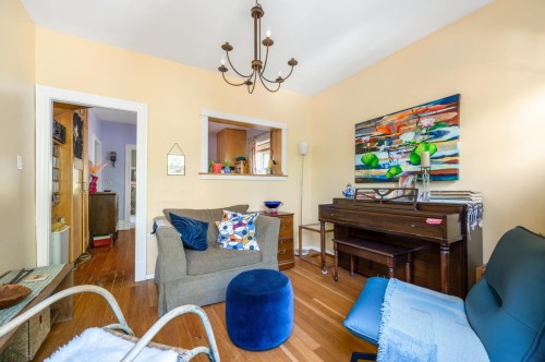 473 6Th Avenue E, Vancouver, BC - Indoor