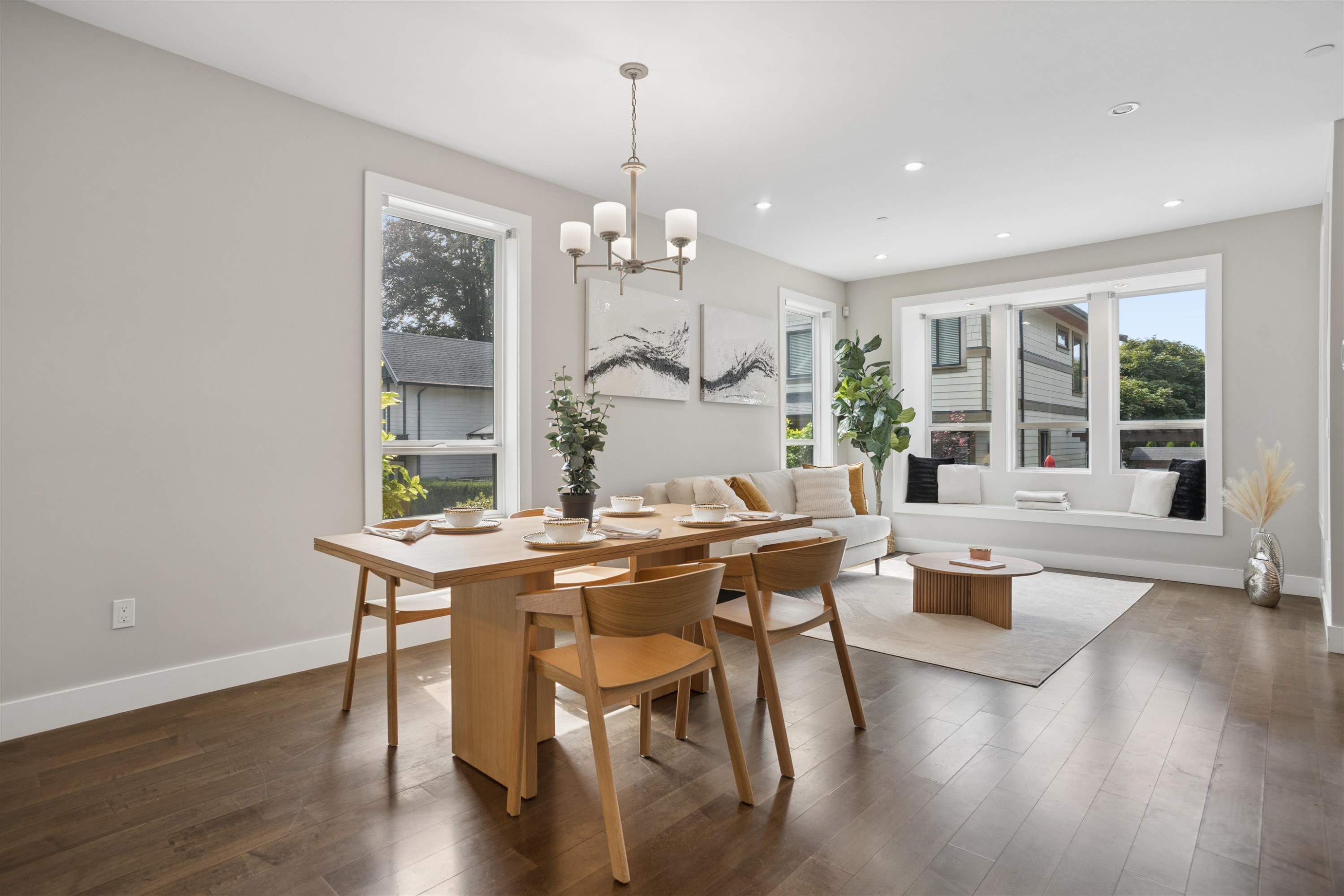 2020 Carson Court, North Vancouver, BC - Indoor