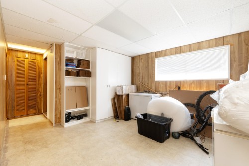 1189 Brisbane Avenue, Coquitlam, BC - Indoor