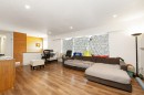 1189 Brisbane Avenue, Coquitlam, BC  - Indoor Photo Showing Living Room 