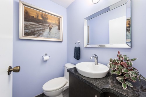 2950 Keets Drive, Coquitlam, BC - Indoor Photo Showing Bathroom
