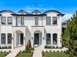 2-3737 Forest Street Burnaby, BC V5G 1W5