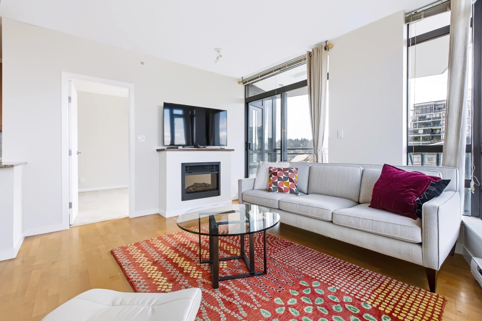2204-110 Brew Street, Port Moody, BC - Indoor Photo Showing Living Room With Fireplace