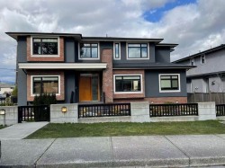 ensuite-5335 Irving Street Street Burnaby, BC V5H 1V1
