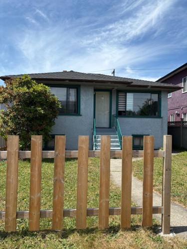 6779 Main Street, Vancouver, BC - Outdoor