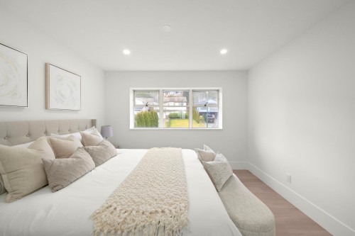 115 Warrick Street, Coquitlam, BC - Indoor Photo Showing Bedroom