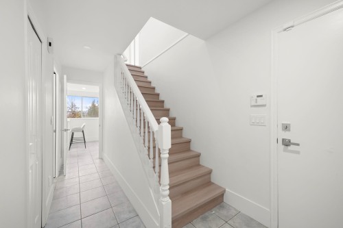 115 Warrick Street, Coquitlam, BC - Indoor Photo Showing Other Room