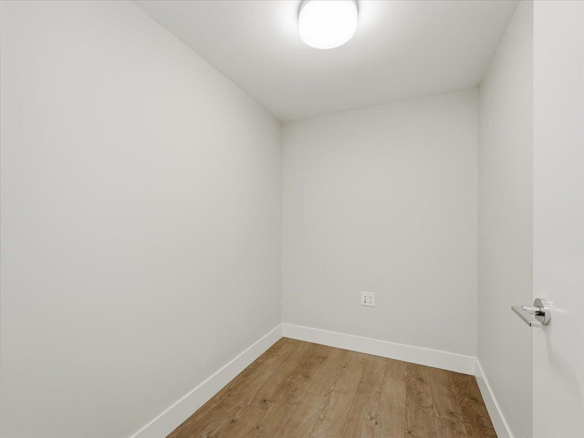 302-8533 River District Crossing, Vancouver, BC - Indoor Photo Showing Other Room
