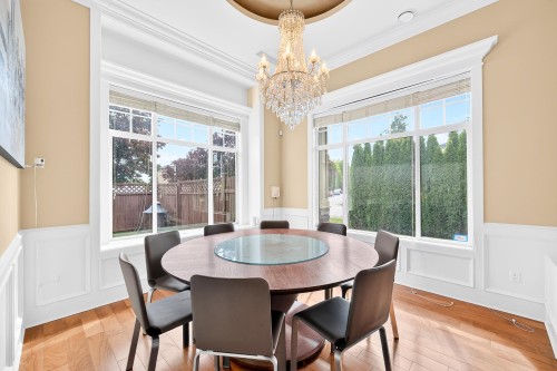 9491 Glenbrook Drive, Richmond, BC - Indoor Photo Showing Dining Room