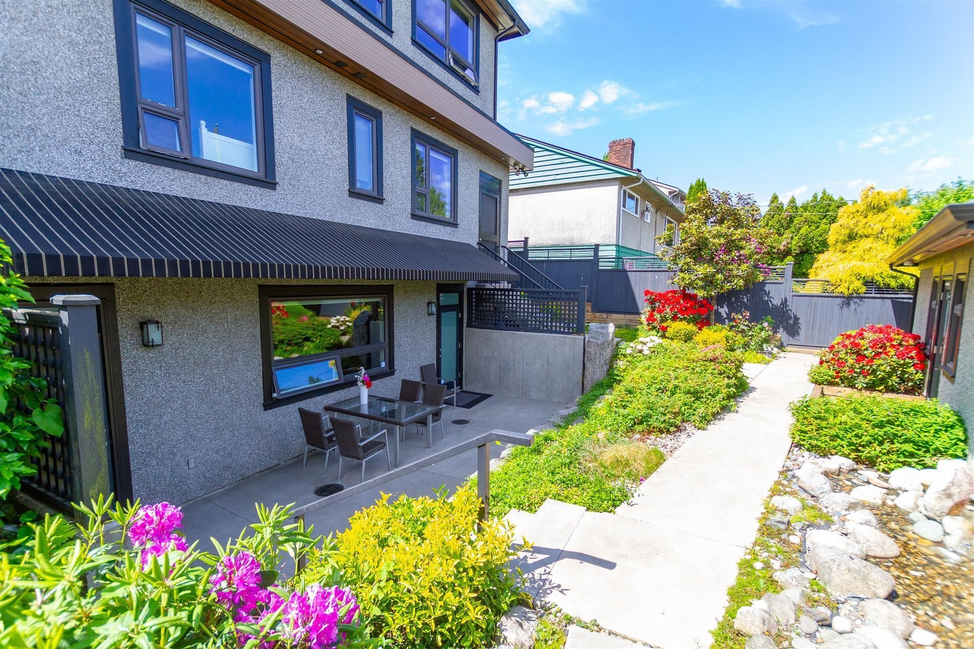 2507 Edgar Crescent, Vancouver, BC - Outdoor With Deck Patio Veranda