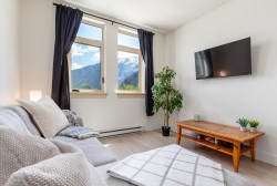 309-7330 Arbutus Street Pemberton, BC V0N 2L1