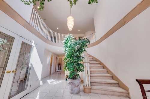 7038 Bridge Street, Richmond, BC - Indoor Photo Showing Other Room