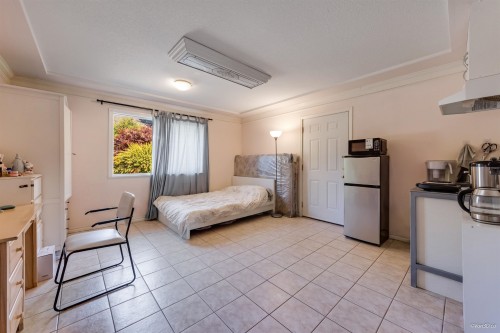 7038 Bridge Street, Richmond, BC - Indoor Photo Showing Other Room