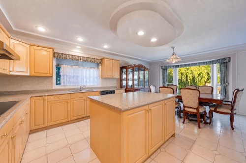 7038 Bridge Street, Richmond, BC - Indoor Photo Showing Kitchen With Double Sink