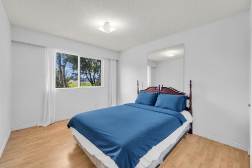 10280 Amethyst Avenue, Richmond, BC - Indoor Photo Showing Bedroom