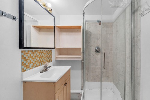 10280 Amethyst Avenue, Richmond, BC - Indoor Photo Showing Bathroom