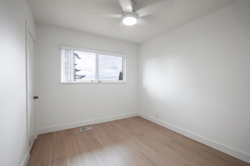 1410 Dansey Avenue, Coquitlam, BC - Indoor Photo Showing Other Room