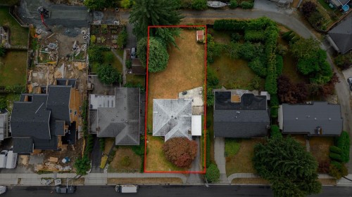 1410 Dansey Avenue, Coquitlam, BC - Outdoor