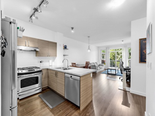 403-1153 Kensal Place  Coquitlam, BC V3B 0G8