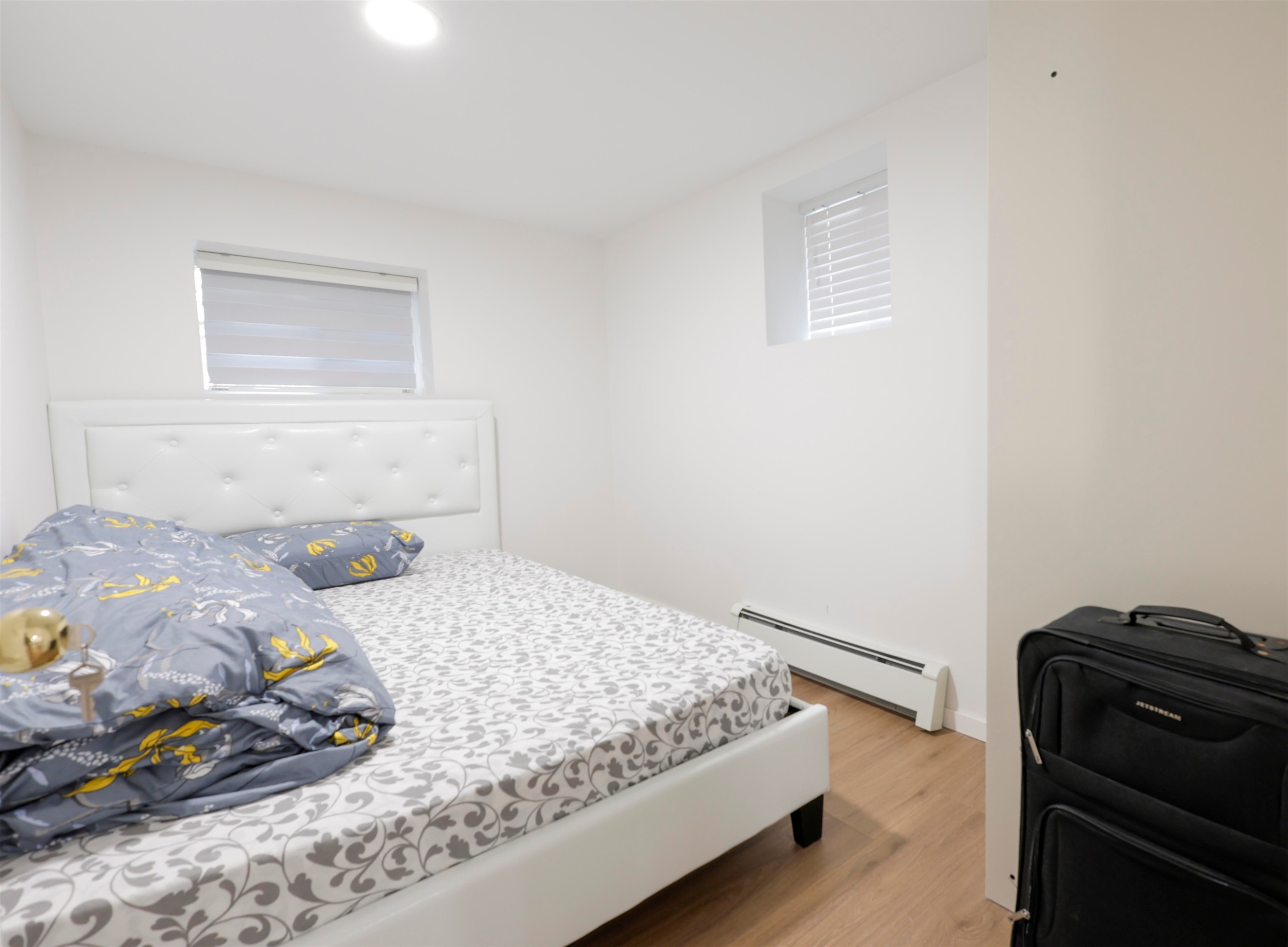 3874 13Th Avenue W, Vancouver, BC - Indoor Photo Showing Bedroom