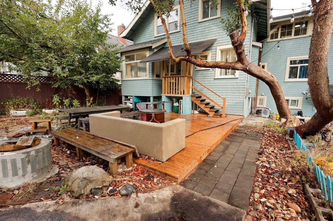 3874 13Th Avenue W, Vancouver, BC - Outdoor