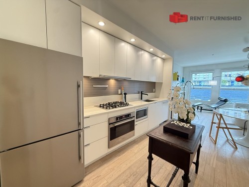 626 Alexander Street, Vancouver, BC - Indoor Photo Showing Kitchen