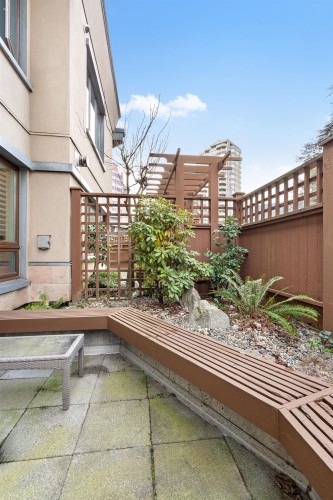 2189 Argyle Avenue, West Vancouver, BC - Outdoor