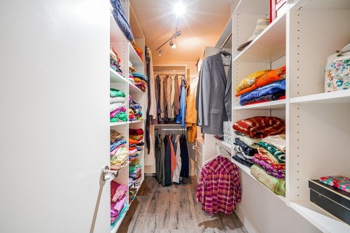 1930 Orland Drive, Coquitlam, BC - Indoor With Storage