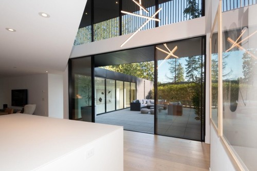 4181 Rose Crescent, West Vancouver, BC - Outdoor With Exterior