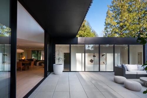 4181 Rose Crescent, West Vancouver, BC - Outdoor