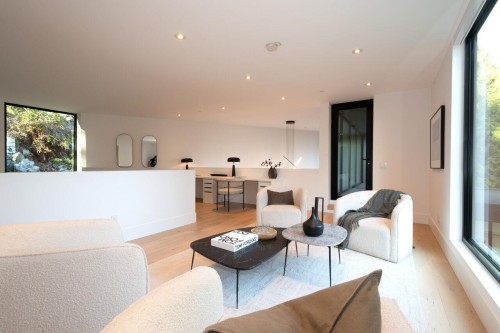 4181 Rose Crescent, West Vancouver, BC - Indoor Photo Showing Living Room