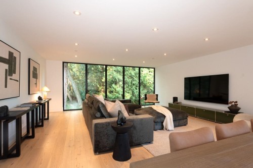 4181 Rose Crescent, West Vancouver, BC - Indoor Photo Showing Living Room