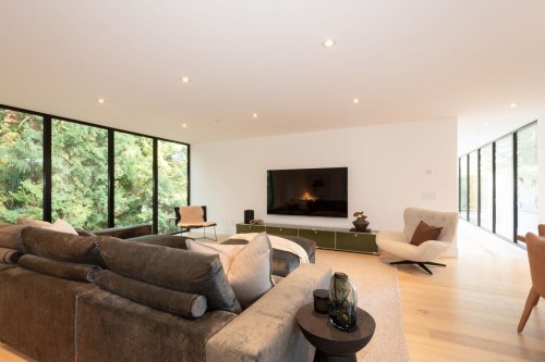 4181 Rose Crescent, West Vancouver, BC - Indoor Photo Showing Living Room