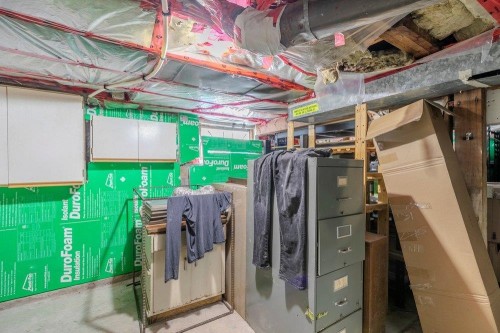 640 Clarke Road, Coquitlam, BC - Indoor With Storage
