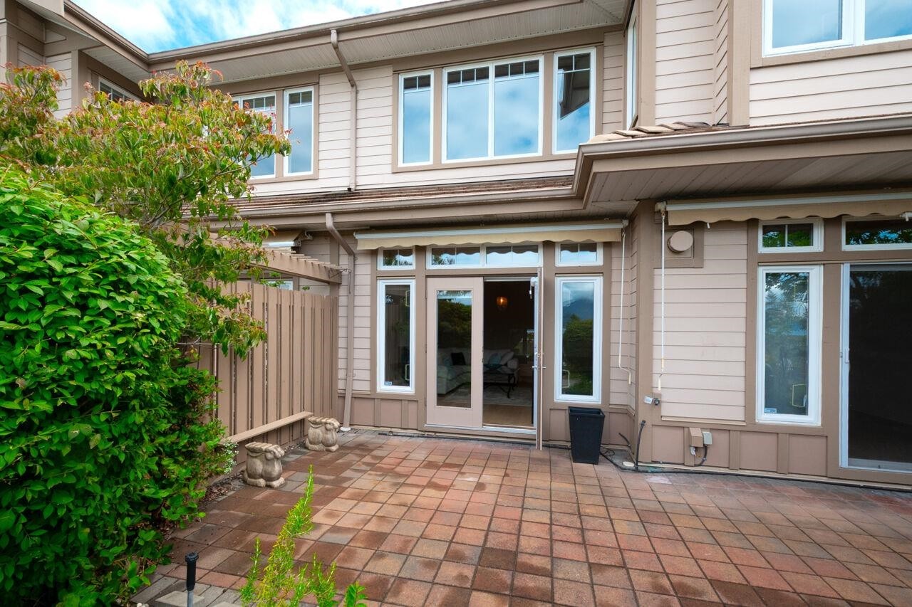 43 Point Terrace, West Vancouver, BC - Outdoor With Exterior