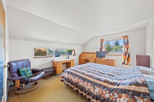 6731 Camsell Crescent, Richmond, BC - Indoor Photo Showing Bedroom