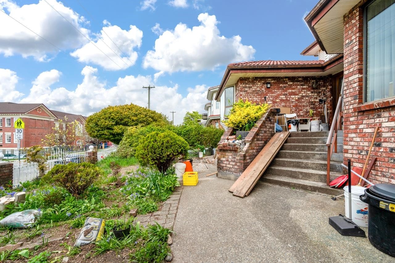 4338 Ontario Street, Vancouver, BC - Outdoor