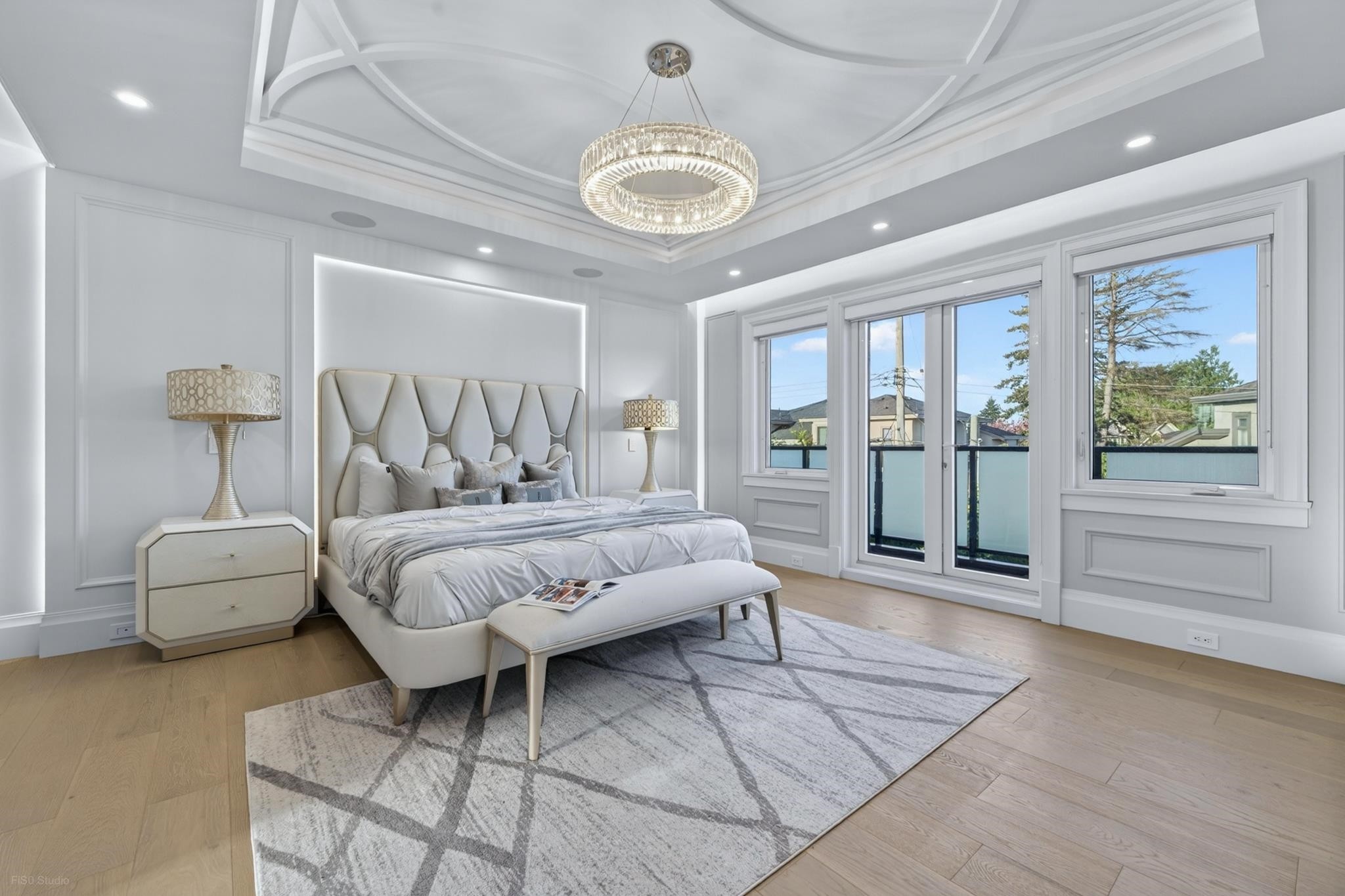 6331 Chatsworth Road, Richmond, BC - Indoor Photo Showing Bedroom