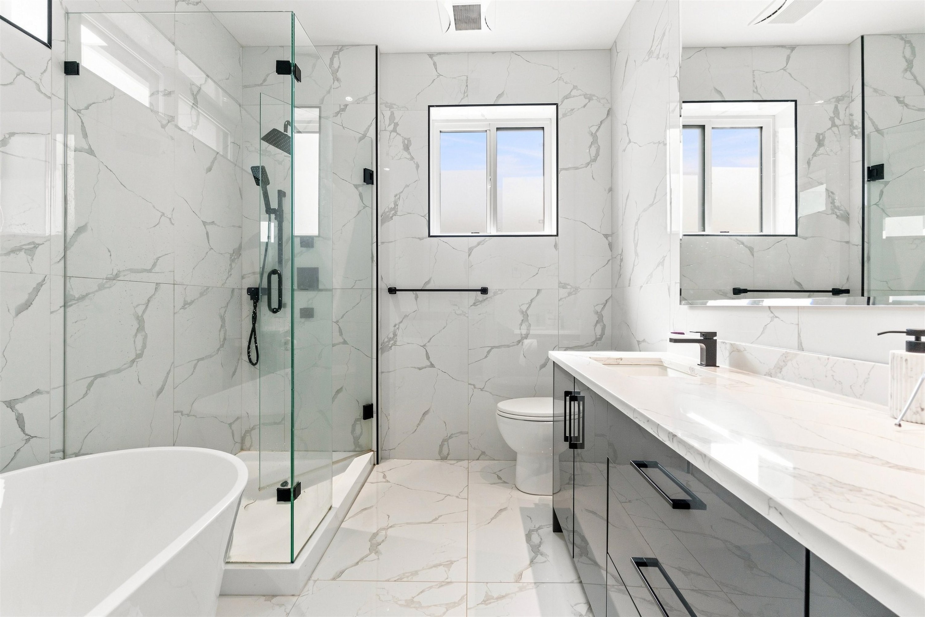 5577 Inverness Street, Vancouver, BC