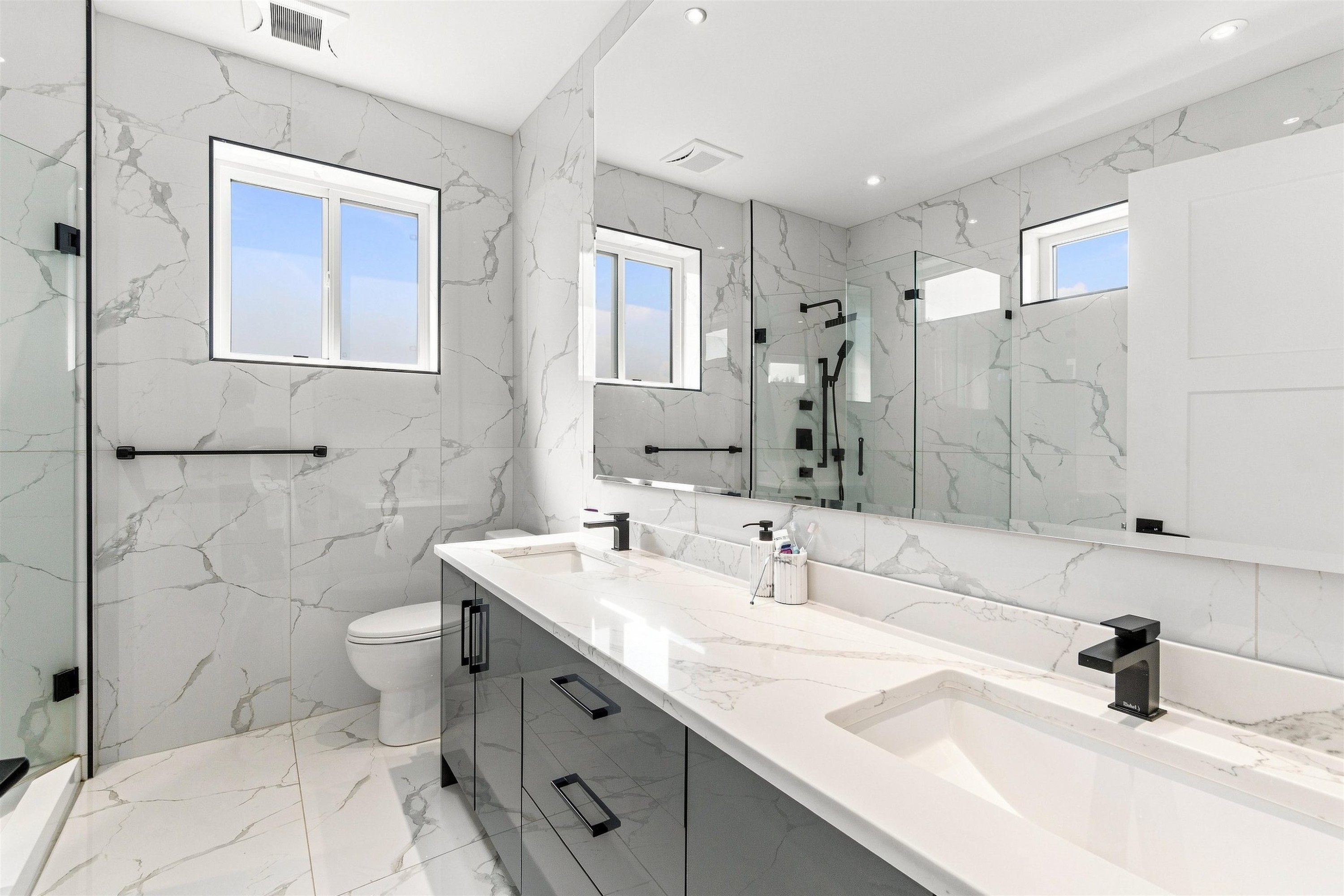 5577 Inverness Street, Vancouver, BC