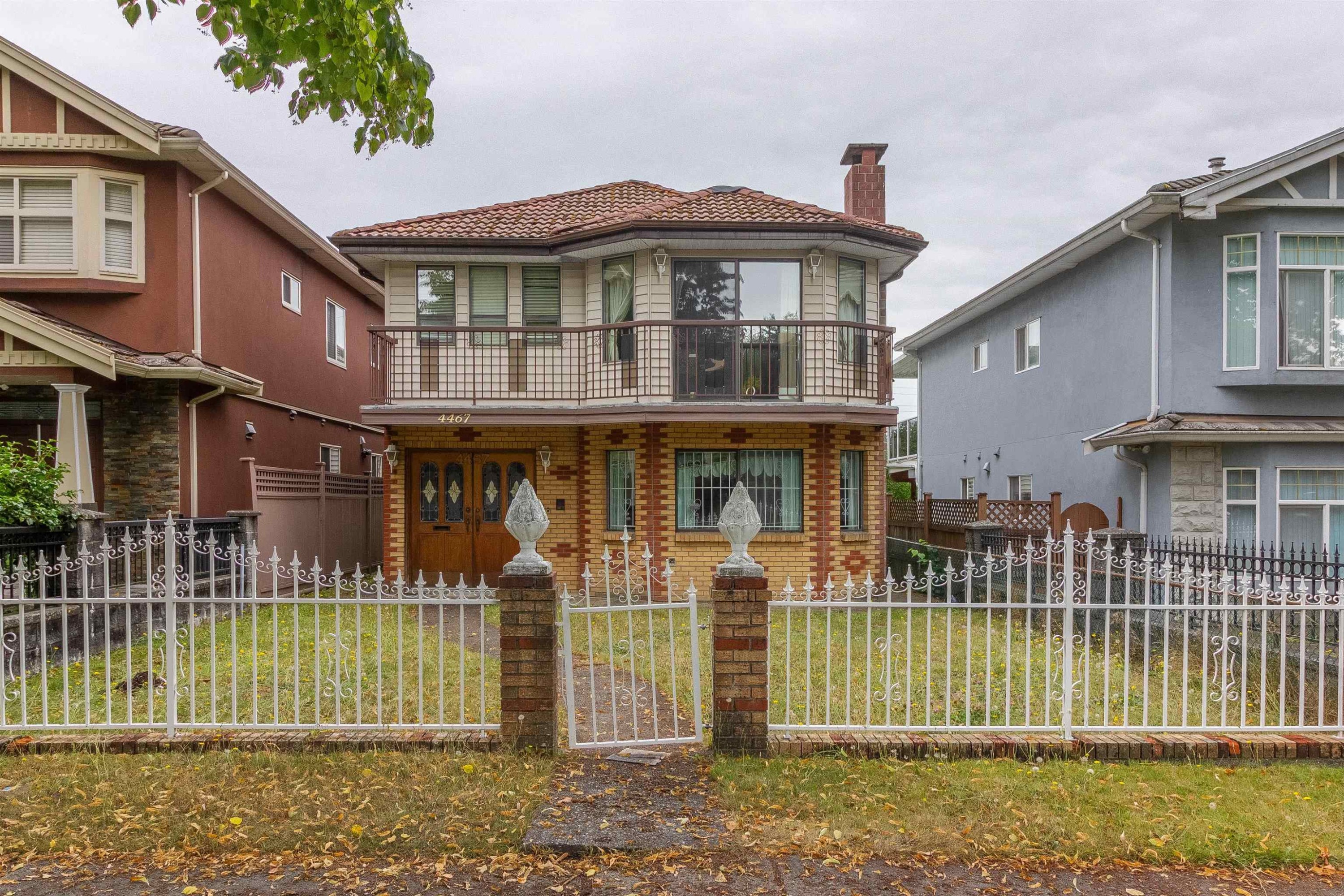 4467 Perry Street, Vancouver, BC - Outdoor