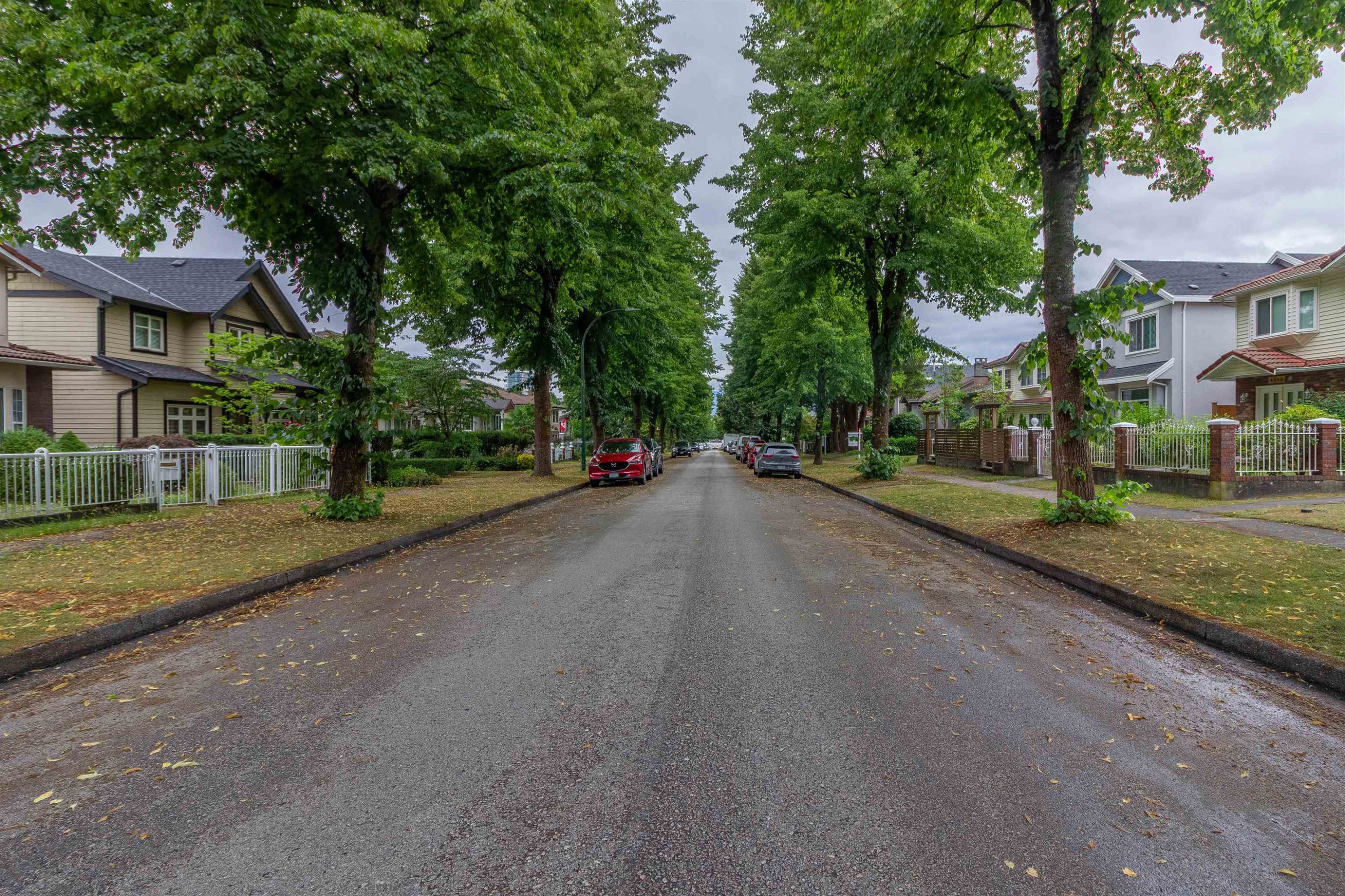 4467 Perry Street, Vancouver, BC - Outdoor
