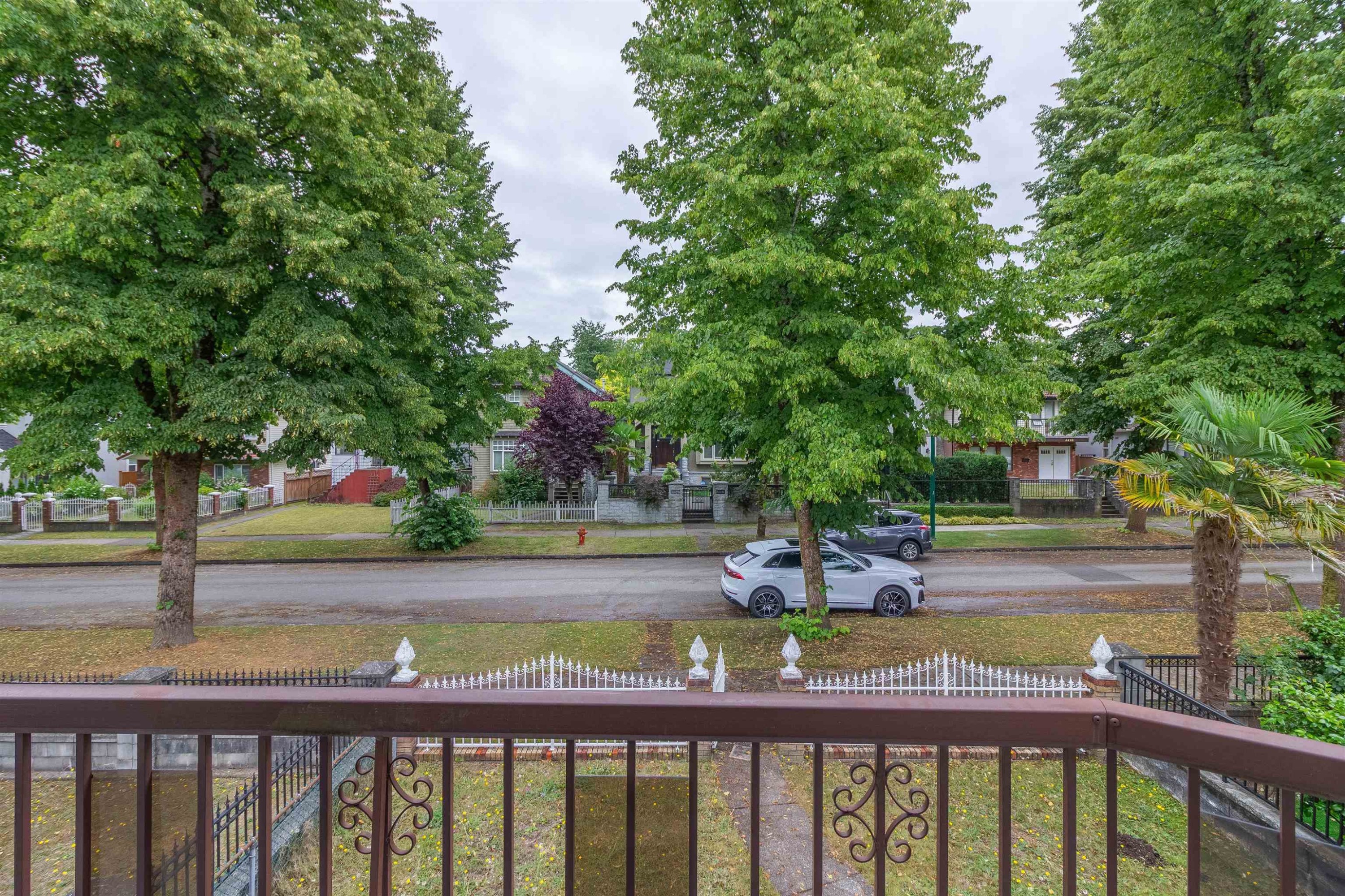 4467 Perry Street, Vancouver, BC - Outdoor