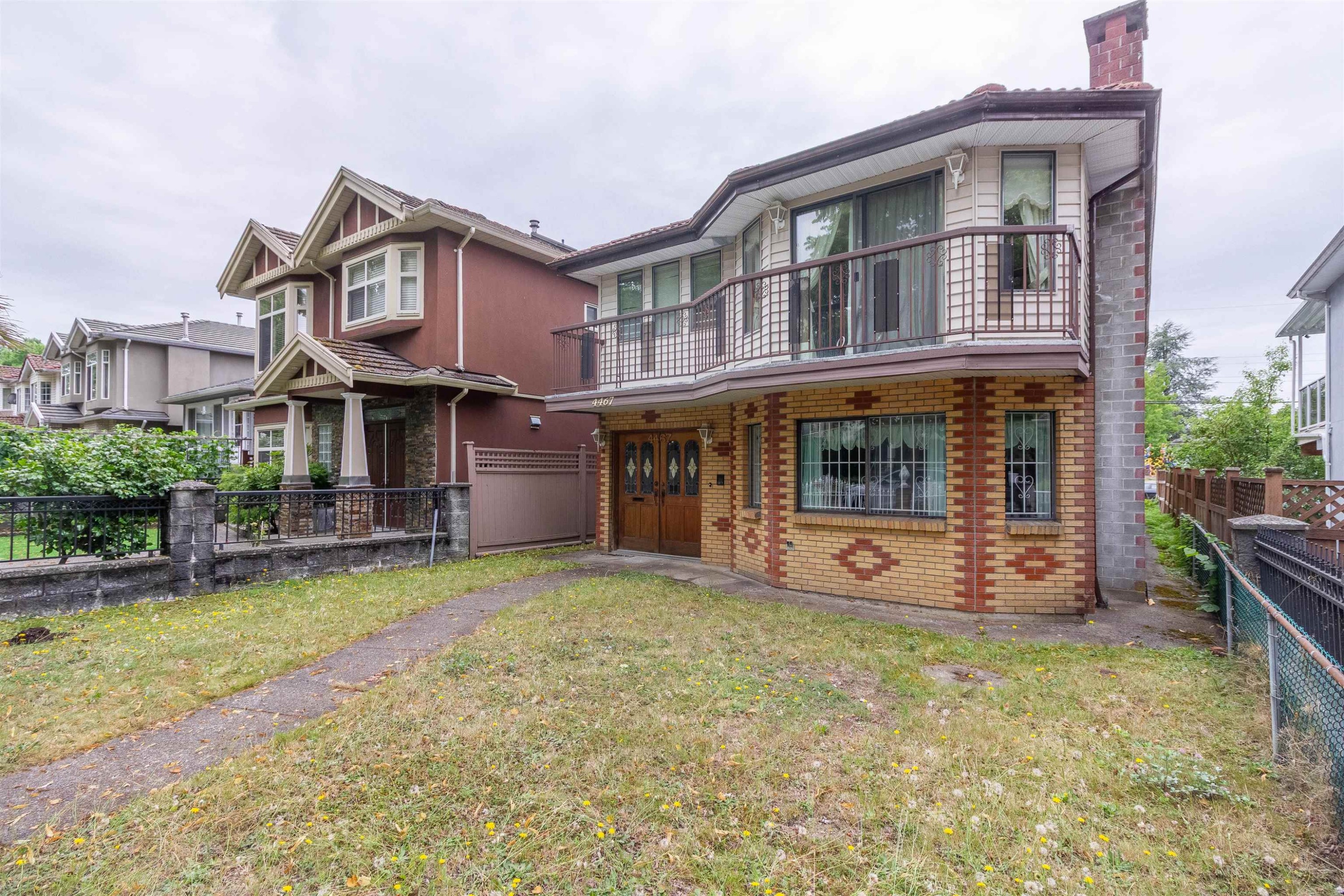 4467 Perry Street, Vancouver, BC - Outdoor