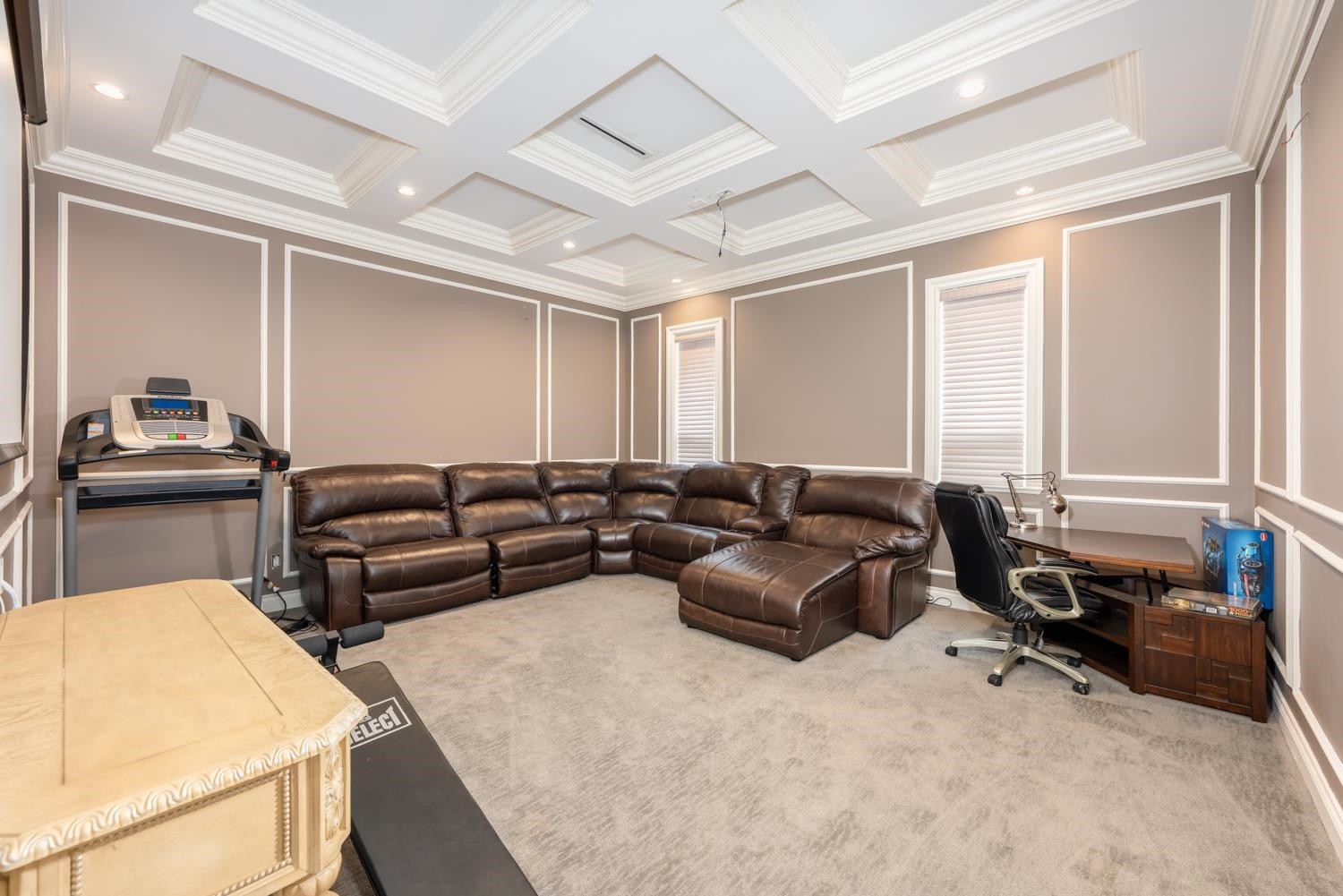 8411 Fairhurst Road, Richmond, BC - Indoor