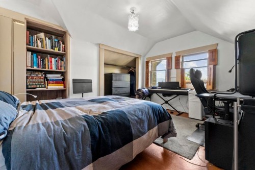 4540 3Rd Avenue W, Vancouver, BC - Indoor Photo Showing Bedroom