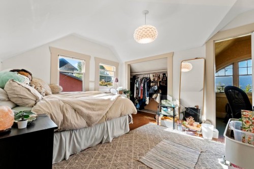 4540 3Rd Avenue W, Vancouver, BC - Indoor Photo Showing Bedroom