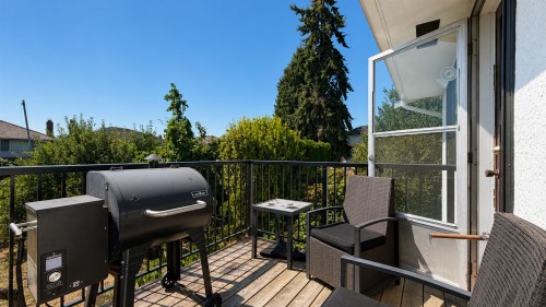 5260 Moncton Street, Richmond, BC - Outdoor With Deck Patio Veranda With Exterior