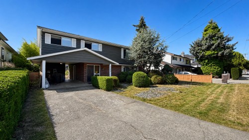5260 Moncton Street, Richmond, BC - Outdoor With Facade