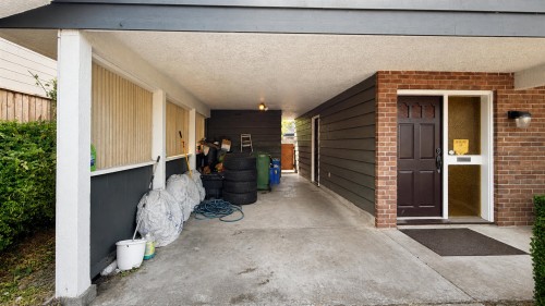 5260 Moncton Street, Richmond, BC - Outdoor With Exterior